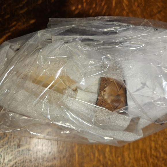 Kate Spade 3d Acorn Crossbody NWT - Picture 7 of 7